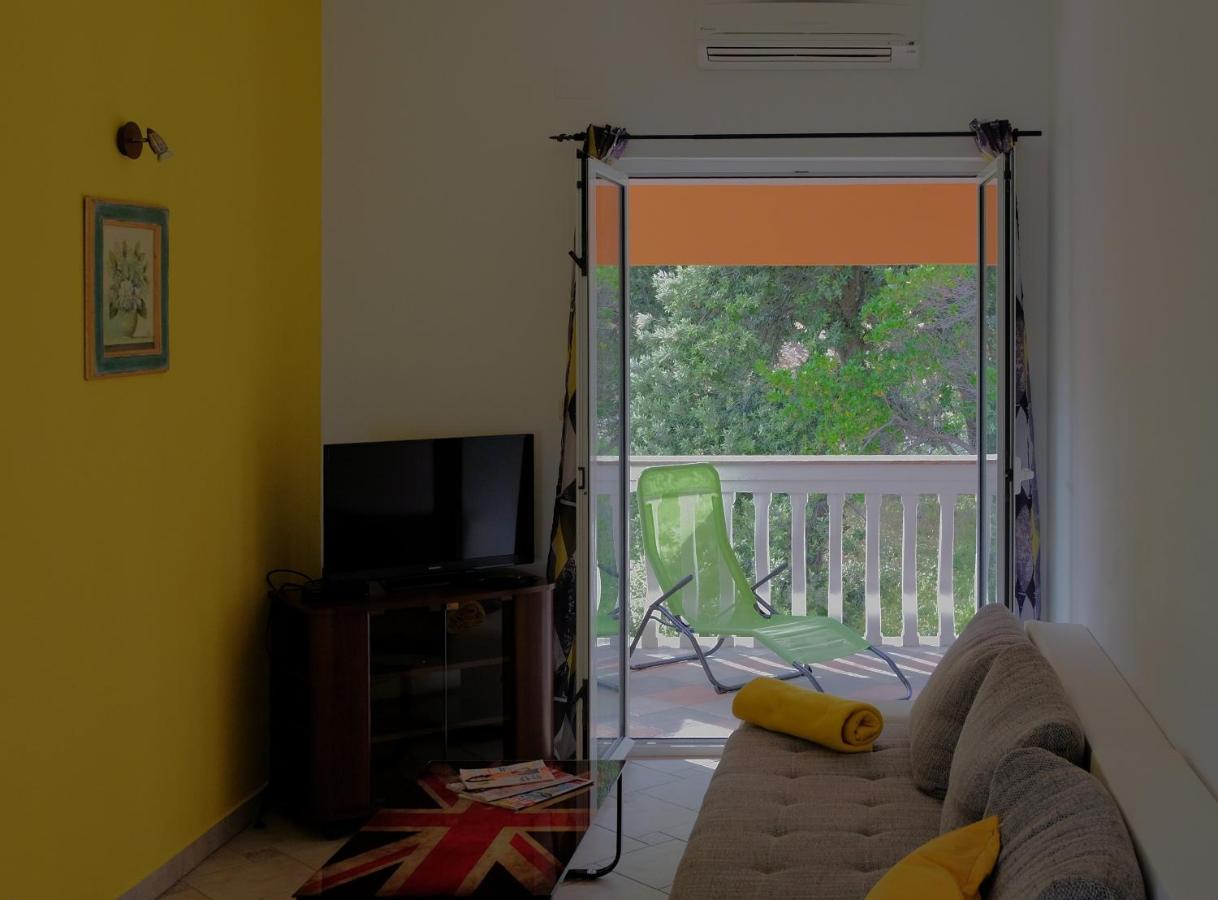 Apartman Precca Supetarska Draga Bagian luar foto
