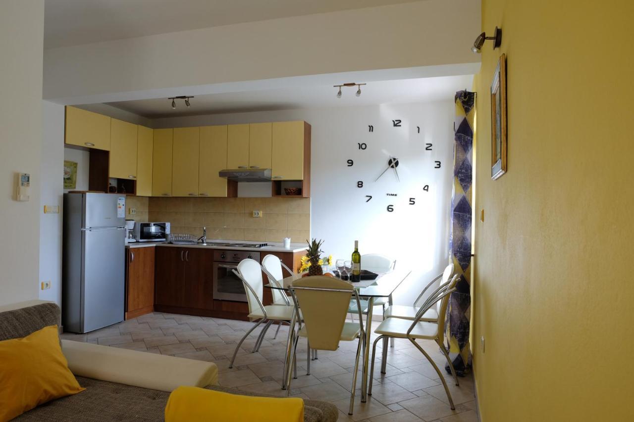 Apartman Precca Supetarska Draga Bagian luar foto