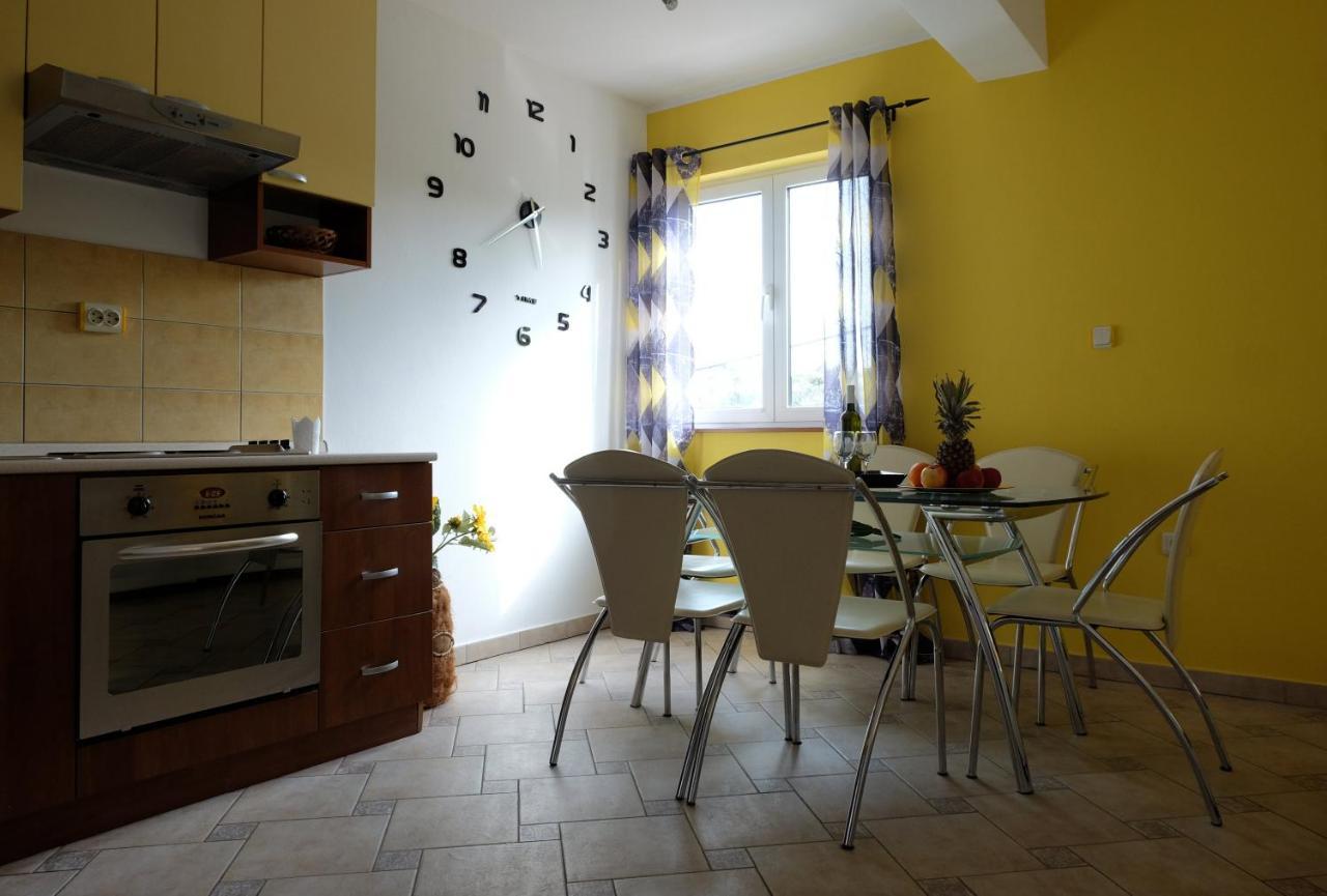 Apartman Precca Supetarska Draga Bagian luar foto