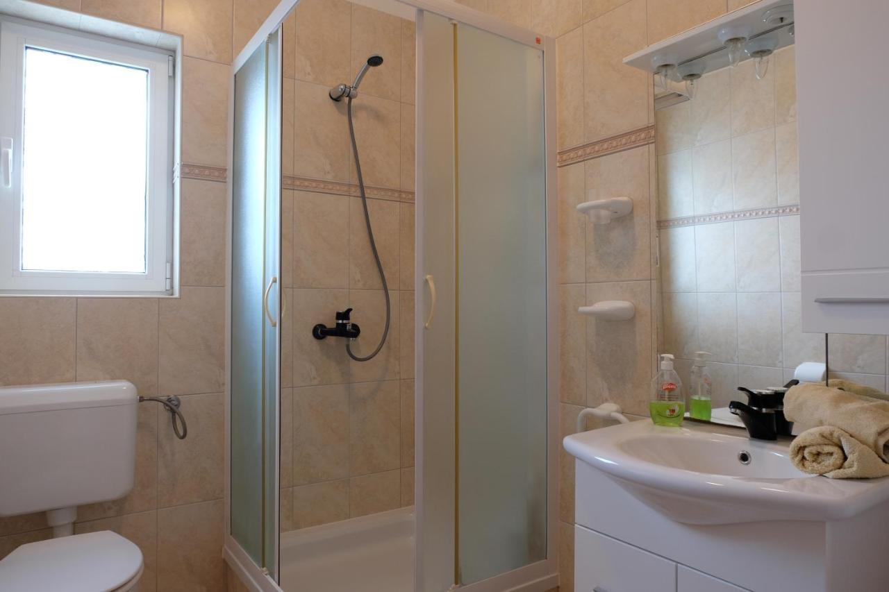 Apartman Precca Supetarska Draga Bagian luar foto