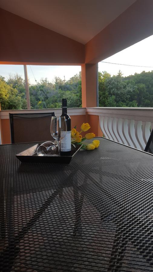 Apartman Precca Supetarska Draga Bagian luar foto